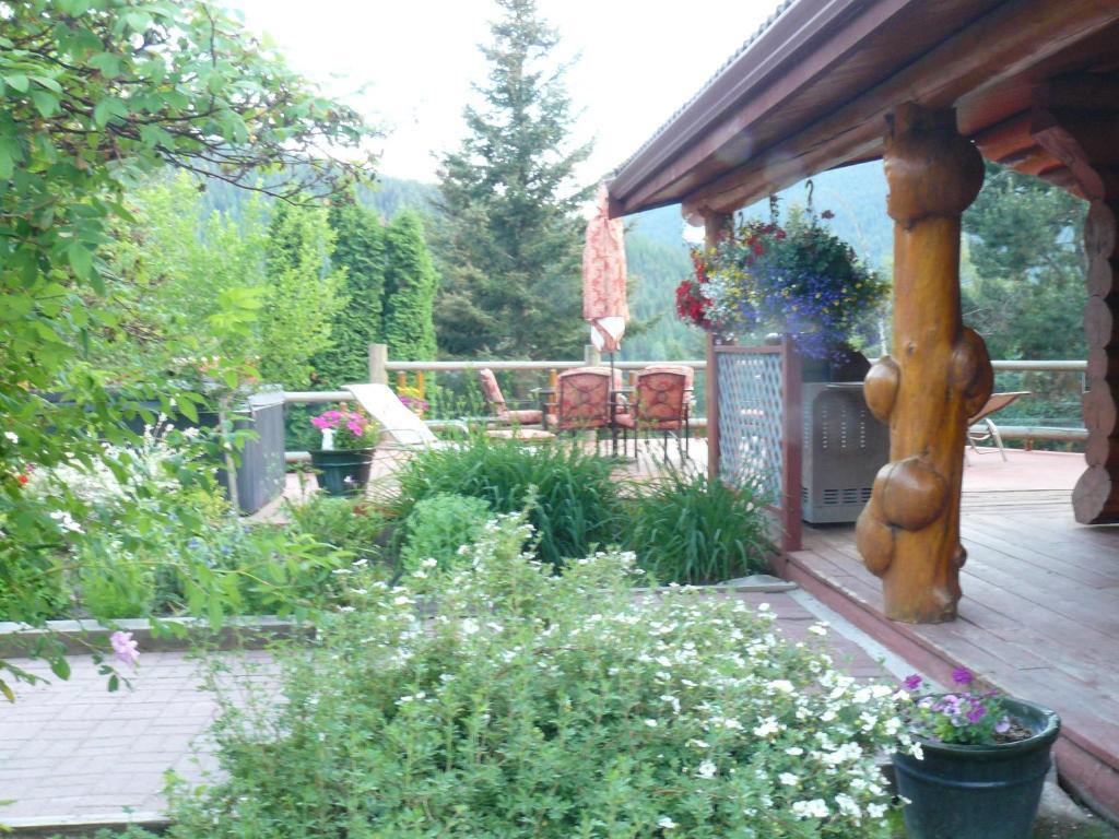 Hitching Post Resort Келоуна Номер фото