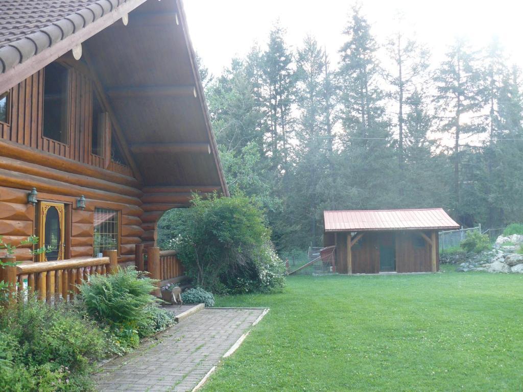 Hitching Post Resort Келоуна Номер фото