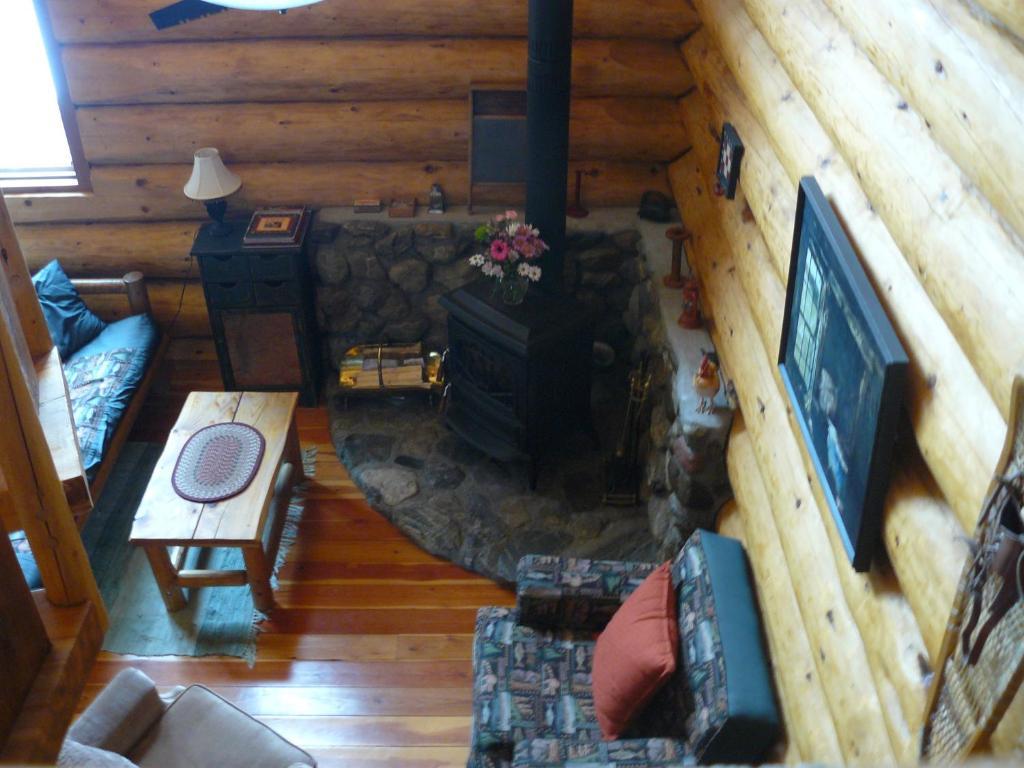 Hitching Post Resort Келоуна Номер фото